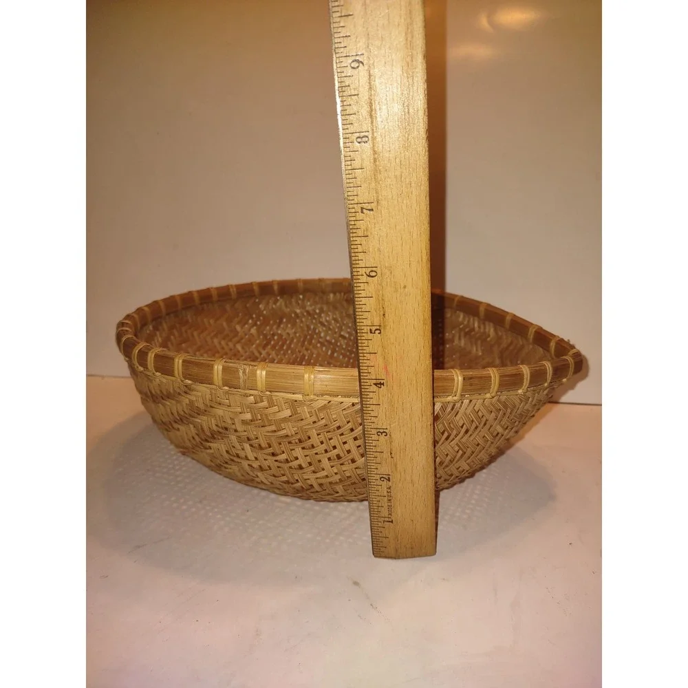 Vintage Woven Bamboo Wicker Basket Home Decor 10x12x4 People's Republic of China
